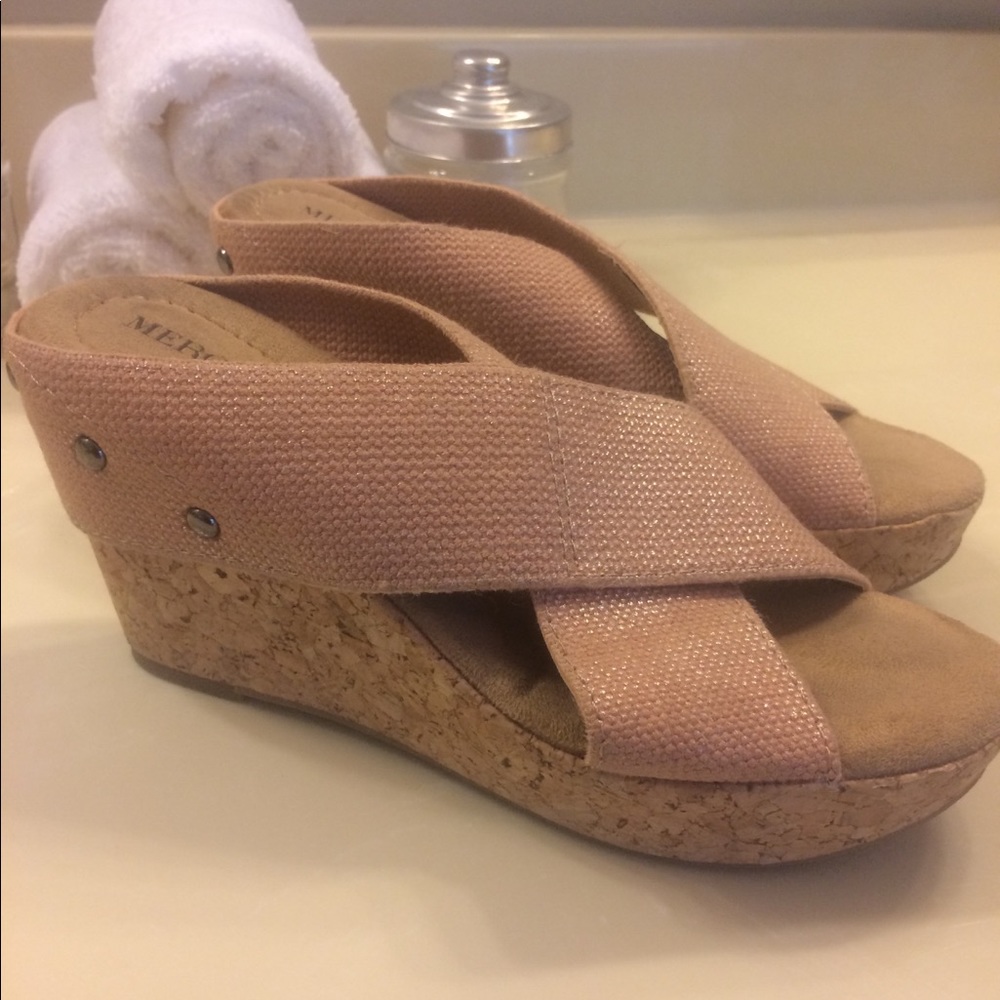 Merona pink sandals
